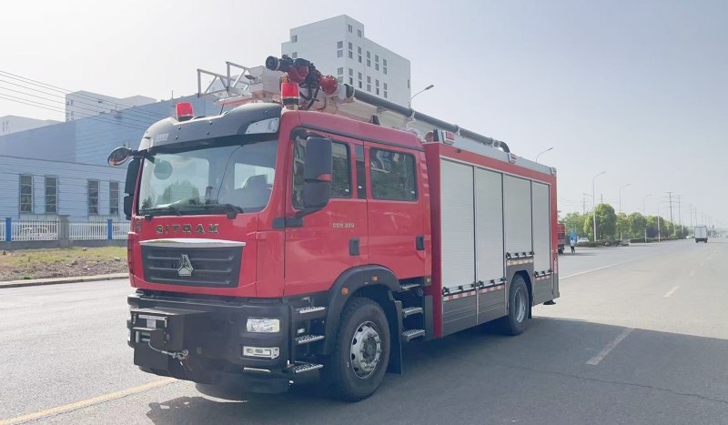 �ǵ¿�15���e�����ݶ๦�܉��s�՚���ĭ����܇��Ʒ��B